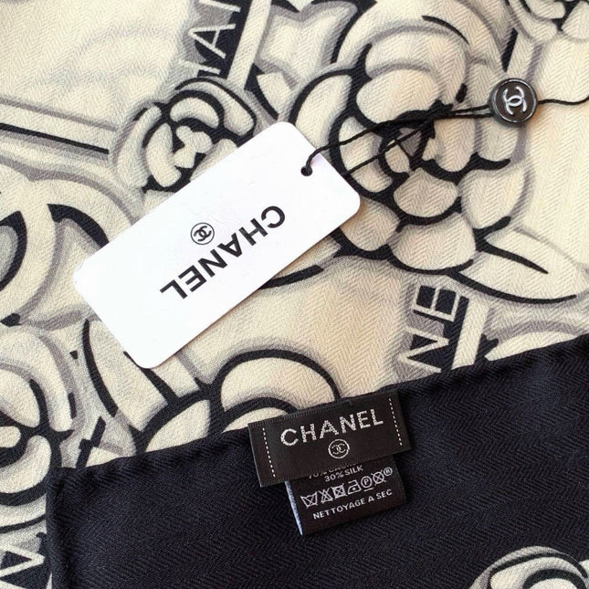 CHANEL 26S SCARF 140 IN CASHMERE AND SILK 309374