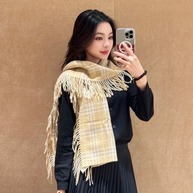 BURBERRY 26S SCARF 155CM IN CASHMERE 309947