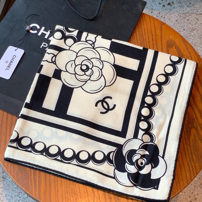 CHANEL 26S SCARF 135 IN CASHMERE AND SILK 309893