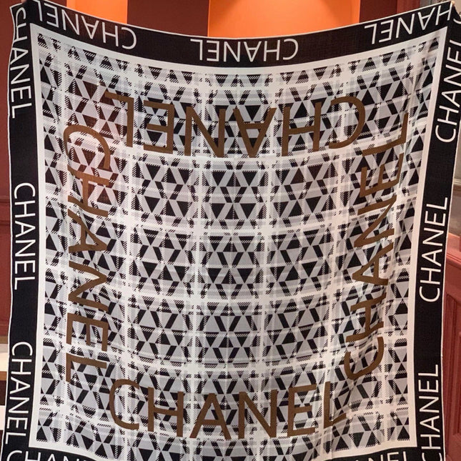CHANEL 26S SCARF 135 IN CASHMERE AND SILK 309900