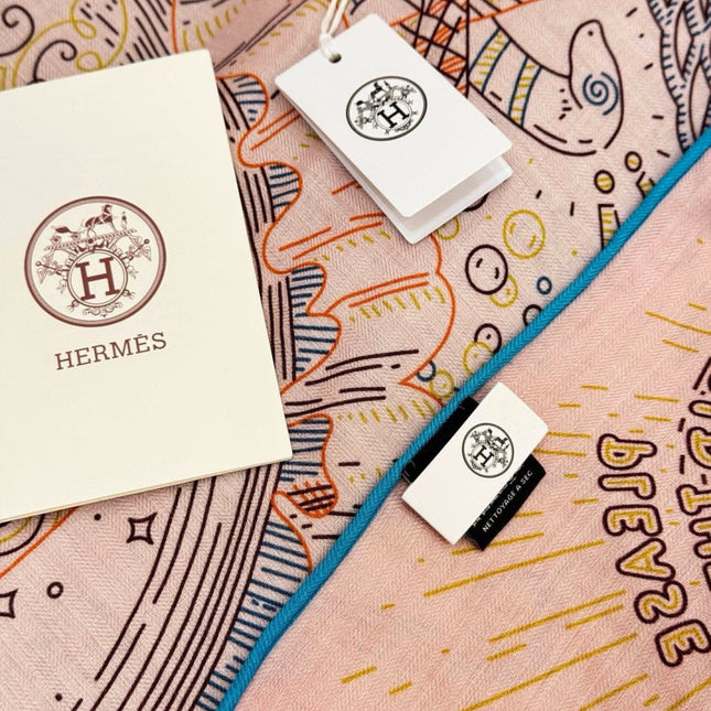 HERMES 26S PRINTED SQUARE SCARF 135 IN SILK 311975