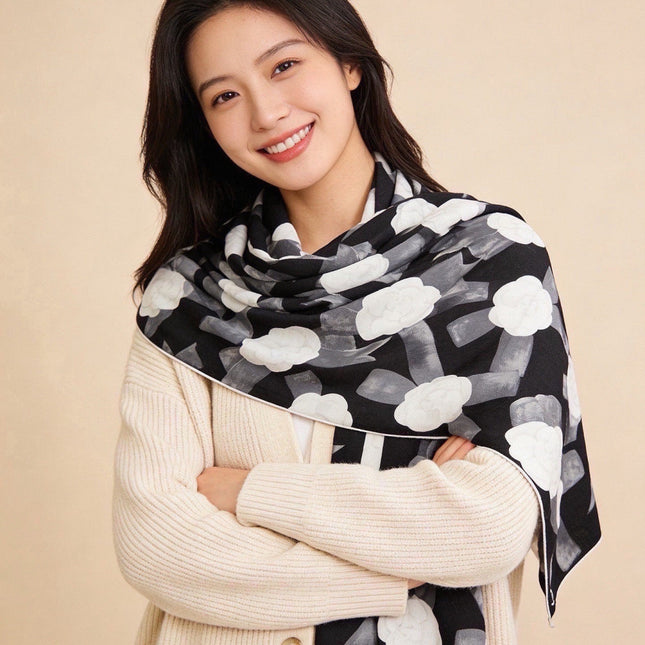 CHANEL 26S SCARF 140 IN SILK 311982