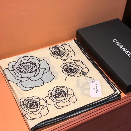 CHANEL 26S SCARF 140 IN SILK AND CASHMERE 313317