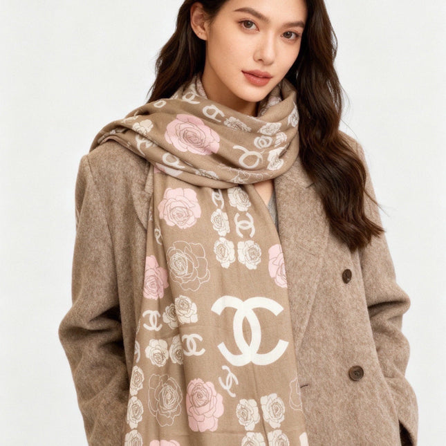 CHANEL 26S SCARF 140 IN SILK AND CASHMERE 313320