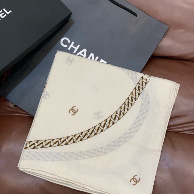 CHANEL 26S SCARF 135 IN SILK AND CASHMERE 313344
