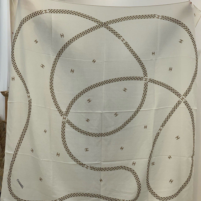 CHANEL 26S SCARF 135 IN SILK AND CASHMERE 313344