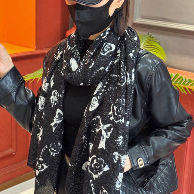 CHANEL 26S PRINTED SHAWL 200 IN SILK 313396