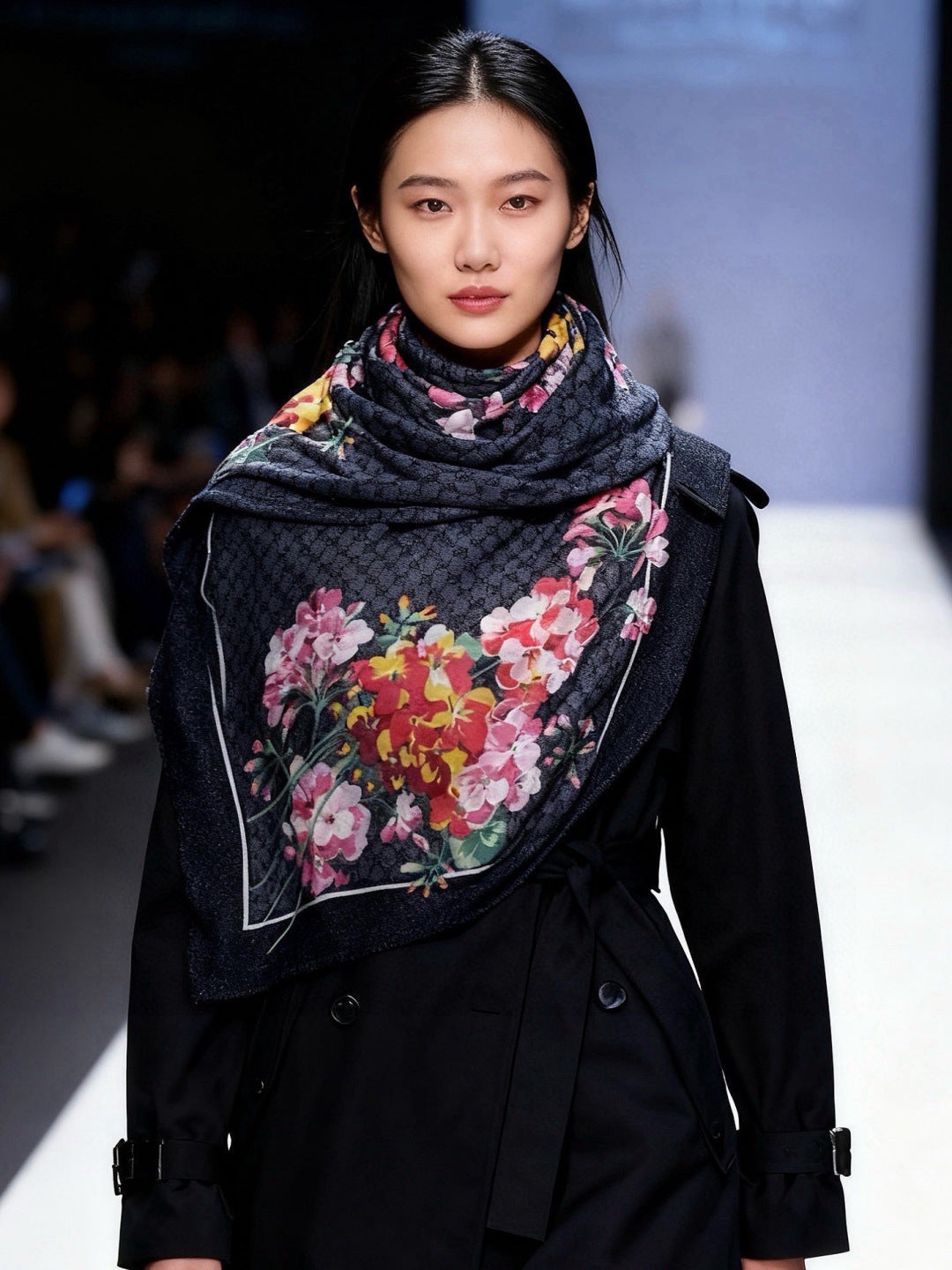 GUCCI 26S SCARF 200 IN CASHMERE AND SILK 315124