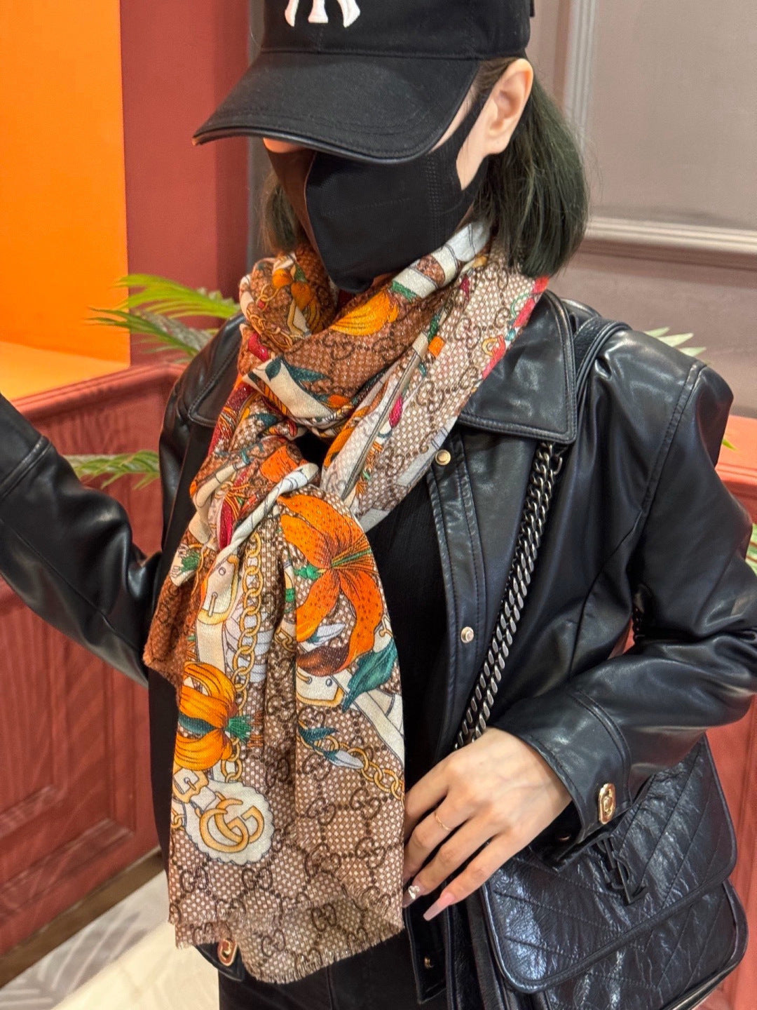 GUCCI 26S SCARF 200 IN CASHMERE AND SILK 315131