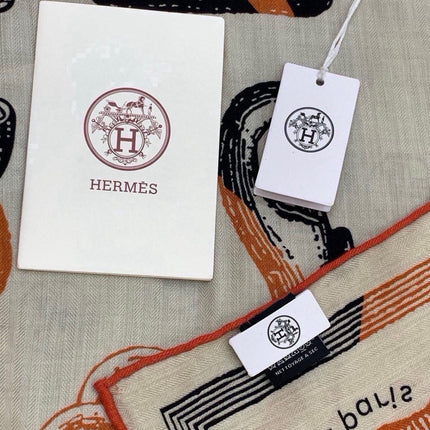 HERMES 26S SCARF 135 IN SILK AND CASHMERE 499943