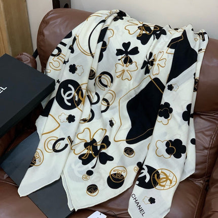 CHANEL 26S SCARF 140 IN SILK AND CASHMERE 509437