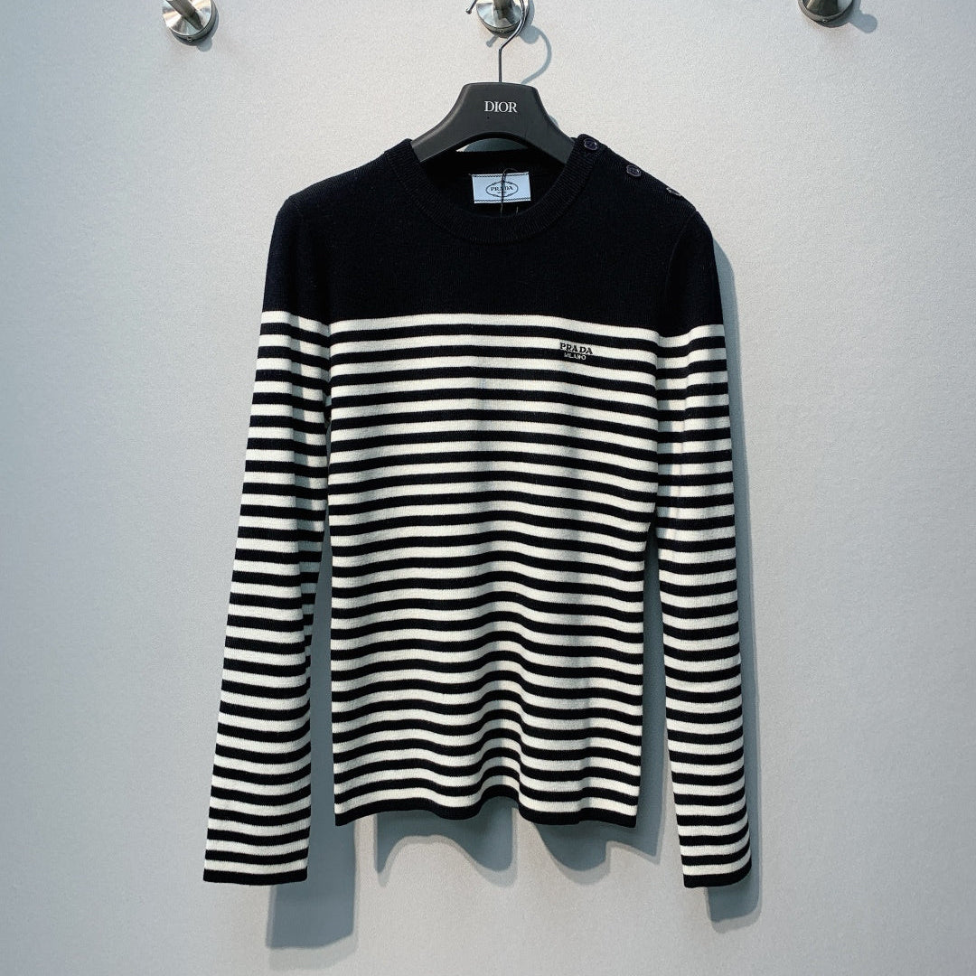PRADA 26S CREW NECK KNIT SWEATER 639