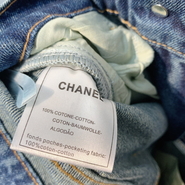 CHANEL 26S JEANS WITH RHINESTONES 668