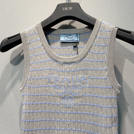 PRADA 26S SLEEVELESS KNIT TOP 1040