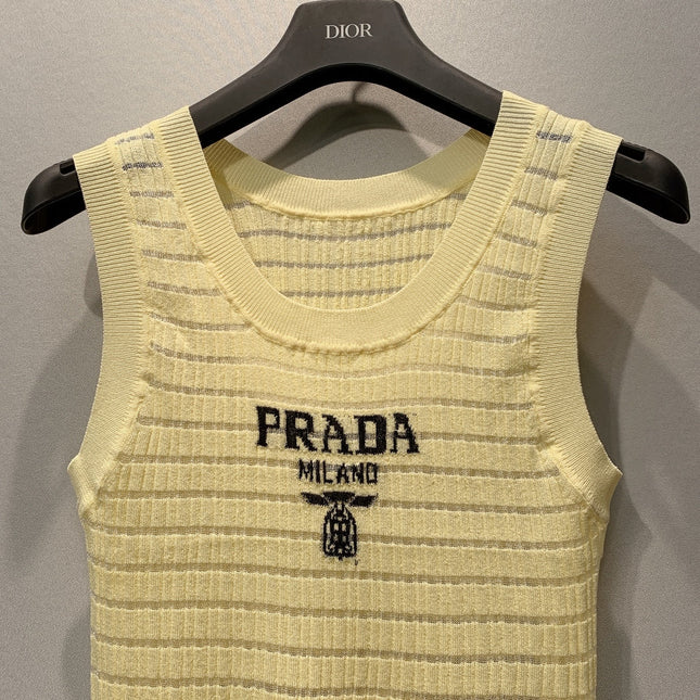 PRADA 26S SLEEVELESS KNIT TOP 1006
