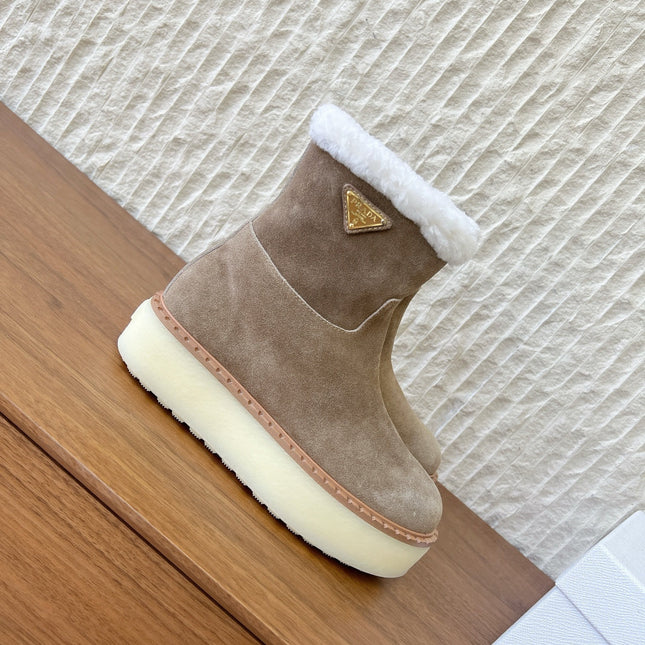PRADA 25S ANKLE BOOTS 40 MM IN TAUPE BROWN SUEDE SHEARLING-LINED
