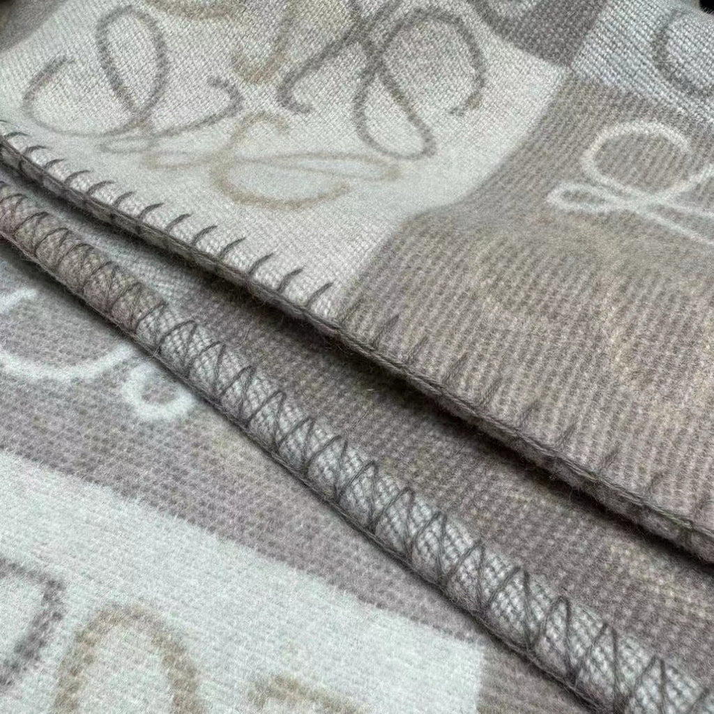 LOEWE 26S SCARF 170 IN CASHMERE WOOL 142539