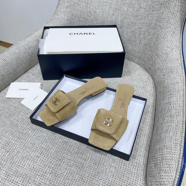 CHANEL 26S FLAT SLIDES IN BEIGE SUEDE