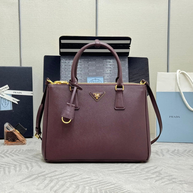 PRADA 26S GALLERIA 32 BAG IN BURGUNDY SAFFIANO