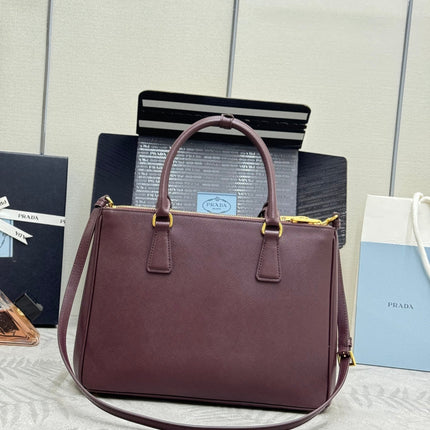 PRADA 26S GALLERIA 32 BAG IN BURGUNDY SAFFIANO