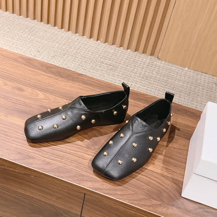 CHLOE 26S STUDDED LOAFERS IN BLACK CALFSKIN
