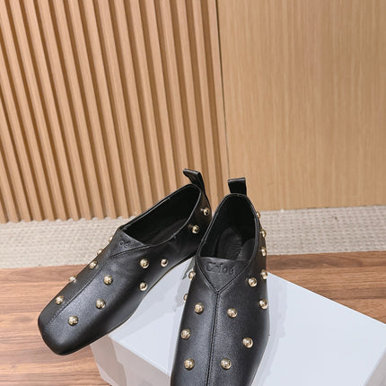 CHLOE 26S STUDDED LOAFERS IN BLACK CALFSKIN