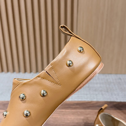 CHLOE 26S STUDDED LOAFERS IN LIGHT BROWN CALFSKIN