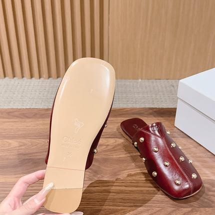 CHLOE 26S STUDDED FLAT MULES IN BURGUNDY CALFSKIN