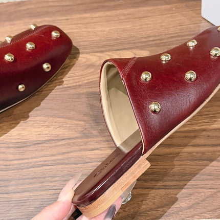 CHLOE 26S STUDDED FLAT MULES IN BURGUNDY CALFSKIN