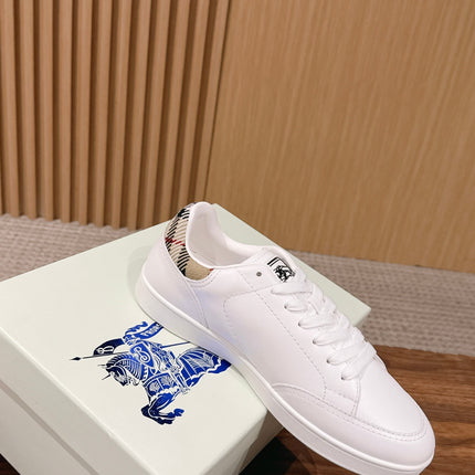 BURBERRY 26S SNEAKERS IN WHITE SOFT CALFSKIN