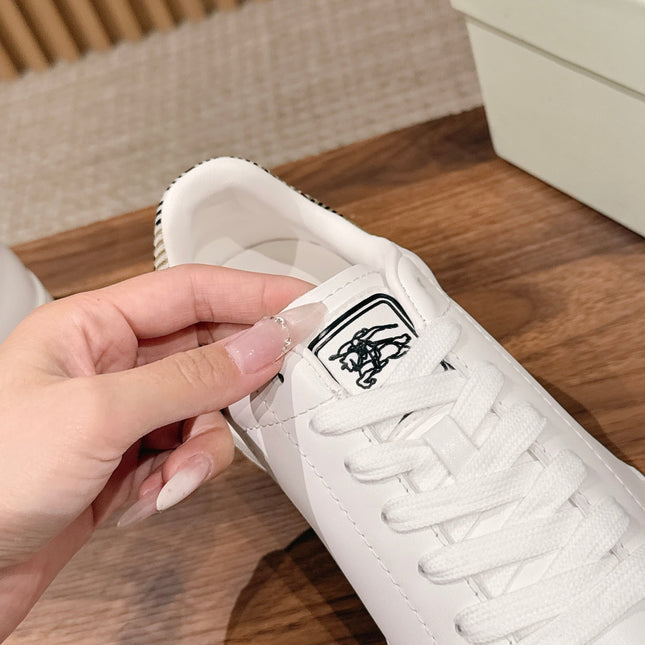 BURBERRY 26S SNEAKERS IN WHITE SOFT CALFSKIN