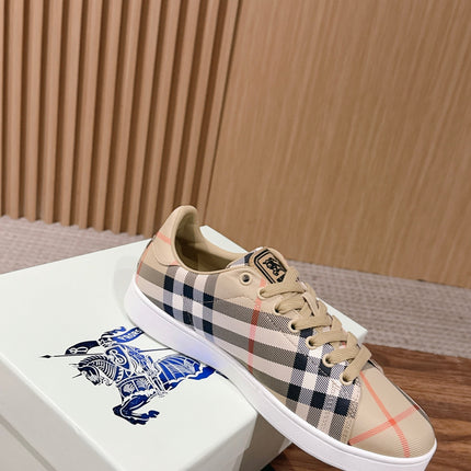 BURBERRY 26S SNEAKERS IN LIGHT BEIGE CANVAS PLAID
