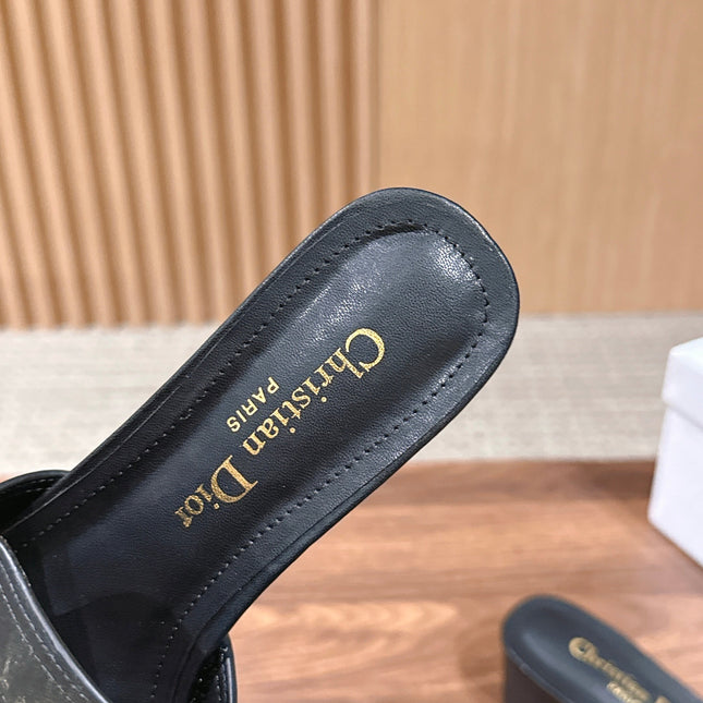 DIOR 26S LOW HEEL SLIDE SANDALS IN BLACK CALFSKIN GOLD PEARL BUCKLE