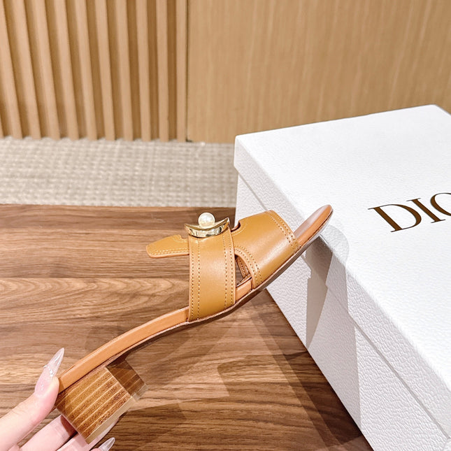 DIOR 26S LOW HEEL SLIDE SANDALS IN CARAMEL BROWN CALFSKIN GOLD PEARL BUCKLE
