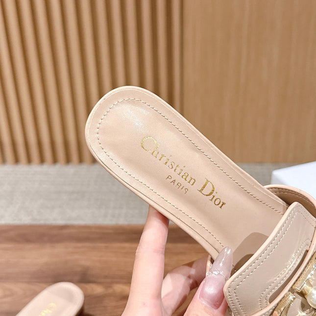 DIOR 26S LOW HEEL SLIDE SANDALS IN BEIGE CALFSKIN GOLD PEARL BUCKLE