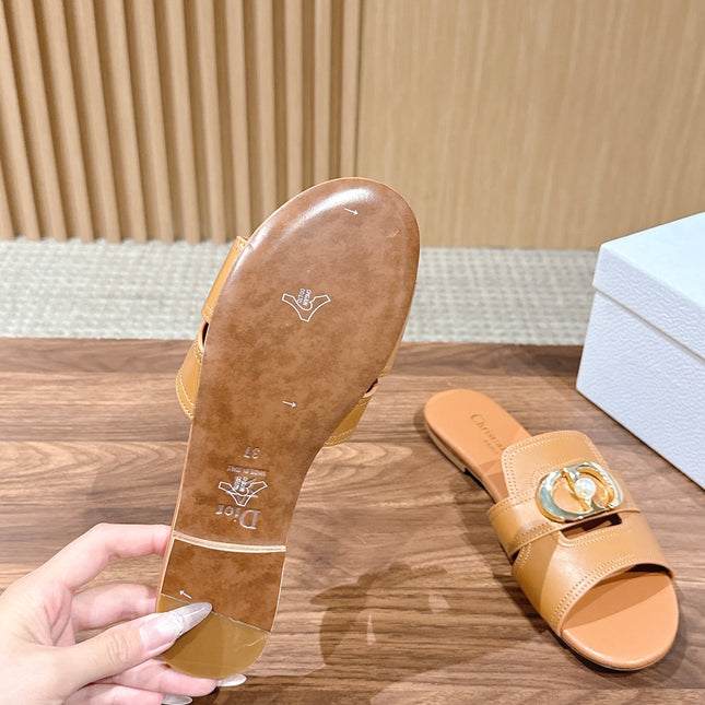 DIOR 26S WIDE STRAP SLIDE SANDALS IN CARAMEL BROWN CALFSKIN PEARL GOLD BUCKLE