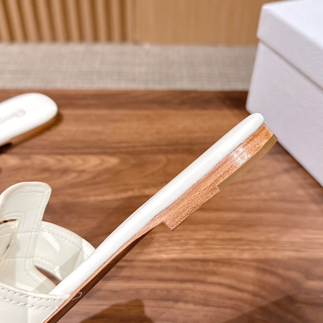 DIOR 26S WIDE STRAP SLIDE SANDALS IN WHITE CALFSKIN PEARL GOLD BUCKLE
