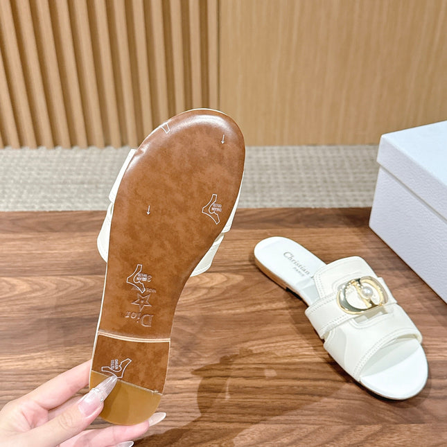 DIOR 26S WIDE STRAP SLIDE SANDALS IN WHITE CALFSKIN PEARL GOLD BUCKLE