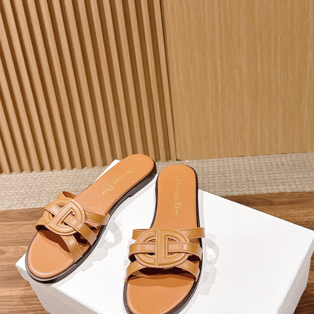 DIOR 26S SLIDE SANDALS IN CARAMEL BROWN CLUB WOVEN CALFSKIN