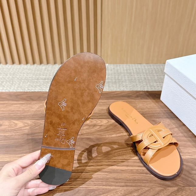 DIOR 26S SLIDE SANDALS IN CARAMEL BROWN CLUB WOVEN CALFSKIN
