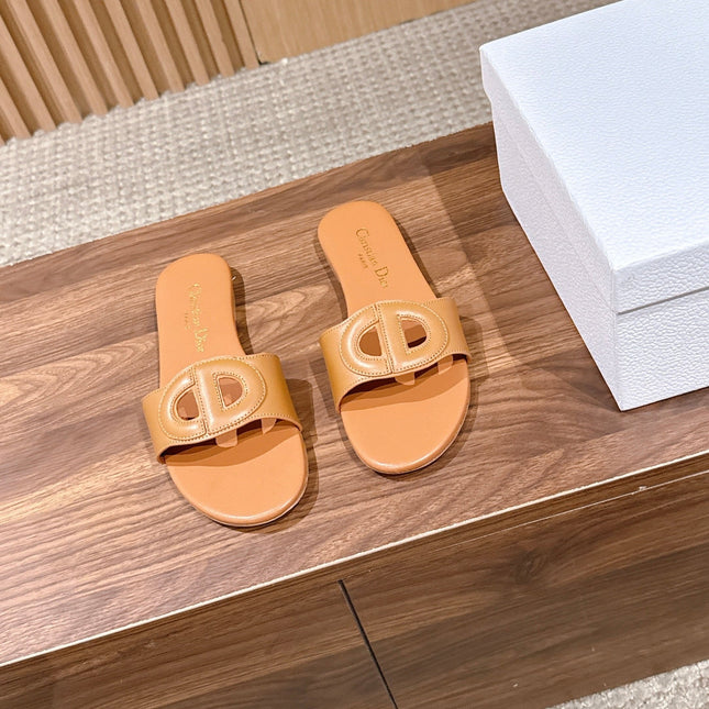 DIOR 26S SLIDE SANDALS IN CARAMEL BROWN CALFSKIN CD LOGO