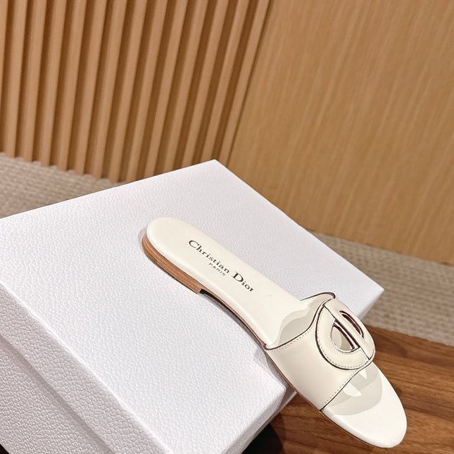 DIOR 26S SLIDE SANDALS IN WHITE CALFSKIN CD LOGO