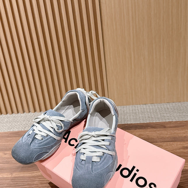 DIOR 26S LOW TOP SNEAKERS IN GREY SUEDE