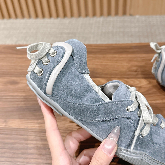 DIOR 26S LOW TOP SNEAKERS IN GREY SUEDE
