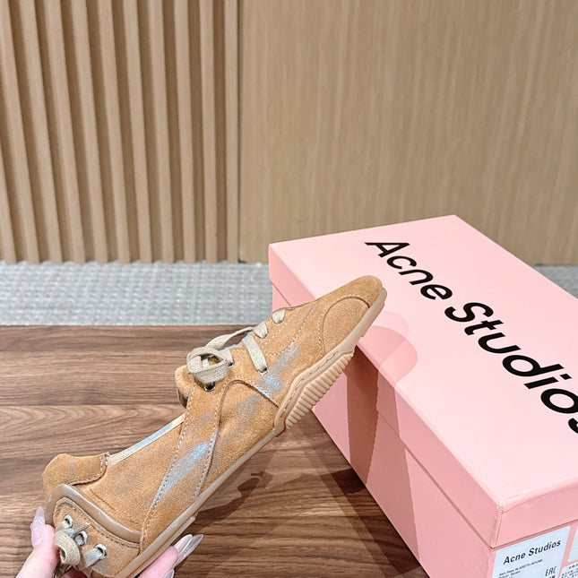 DIOR 26S LOW TOP SNEAKERS IN BEIGE SUEDE WITH LIGHT GREY LACES