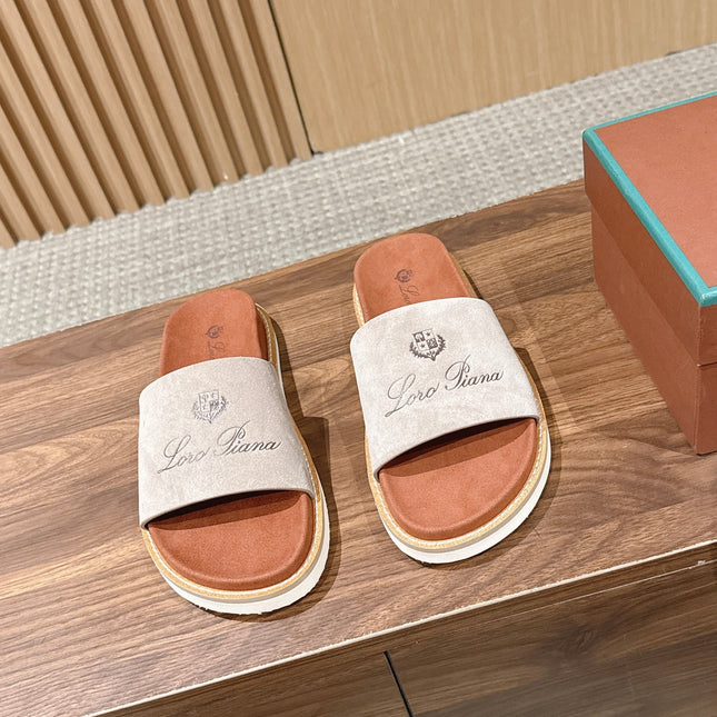 LP 26S SLIDES SANDAL IN LIGHT GREY SUEDE WITH LOGO