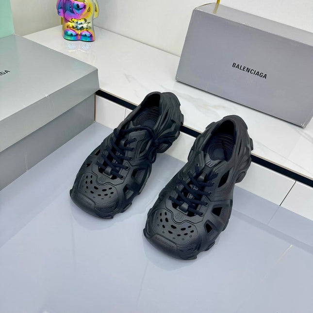 BALENCIAGA 25S SPIDER-MAN SNEAKERS IN BLACK SYNTHETIC RUBBER