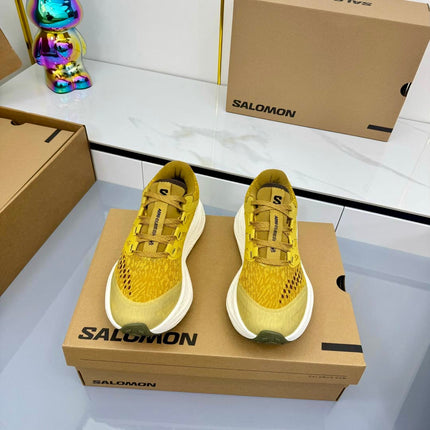 ALO 25S SALOMON ODYSSEY ELMT SNEAKER 45 MM IN YELLOW FABRIC
