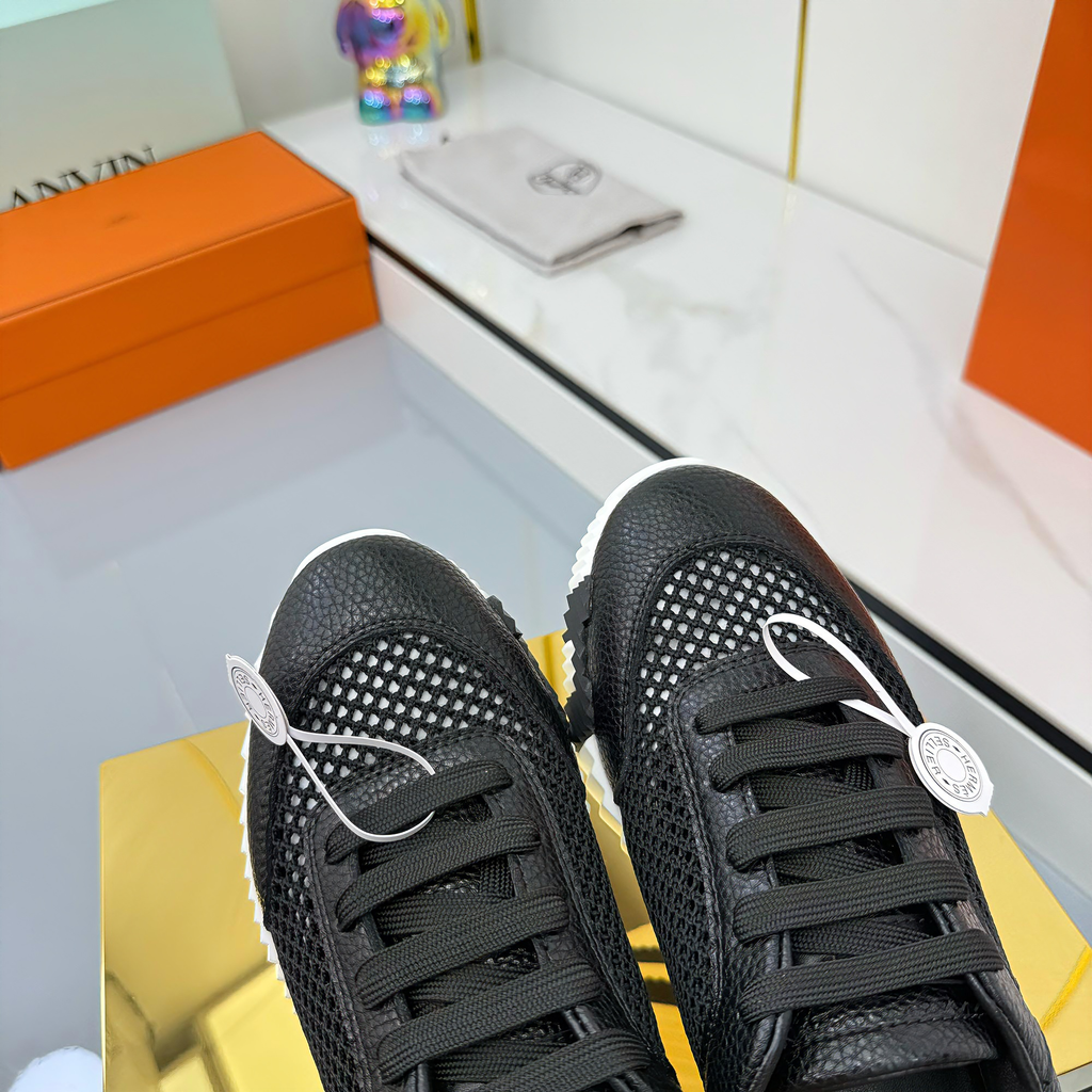 BALENCIAGA 25S SNEAKERS IN BLACK LEATHER