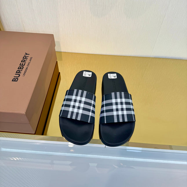 BURBERRY 26S SLIDES SANDAL IN BLACK CALFSKIN